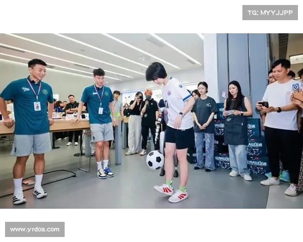 中超联赛推出多样化球迷福利活动 助力提升球迷忠诚度与参与感 中超联赛推出多样化球迷福利活动 助力提升球迷忠诚度与参与感